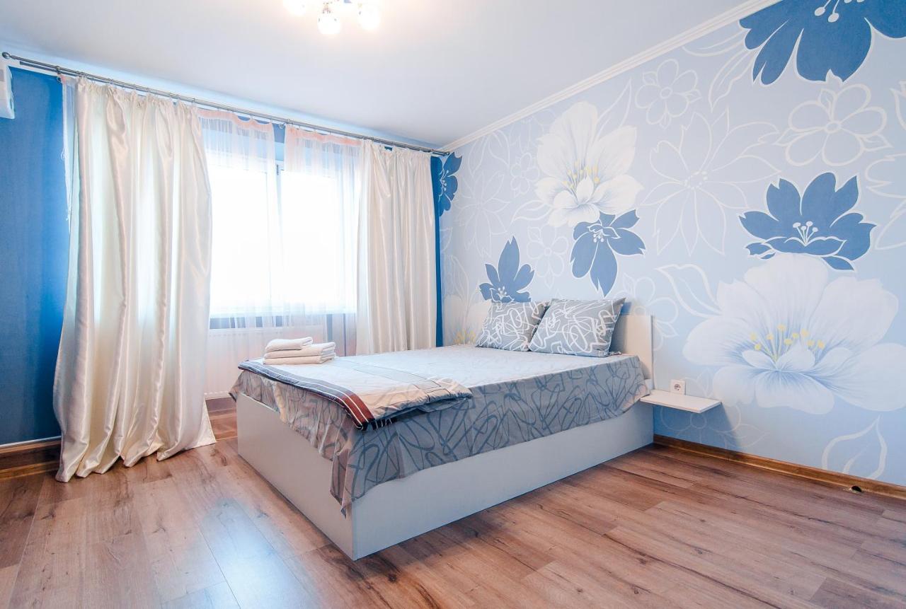 Rest Time Apartments Odessa Buitenkant foto