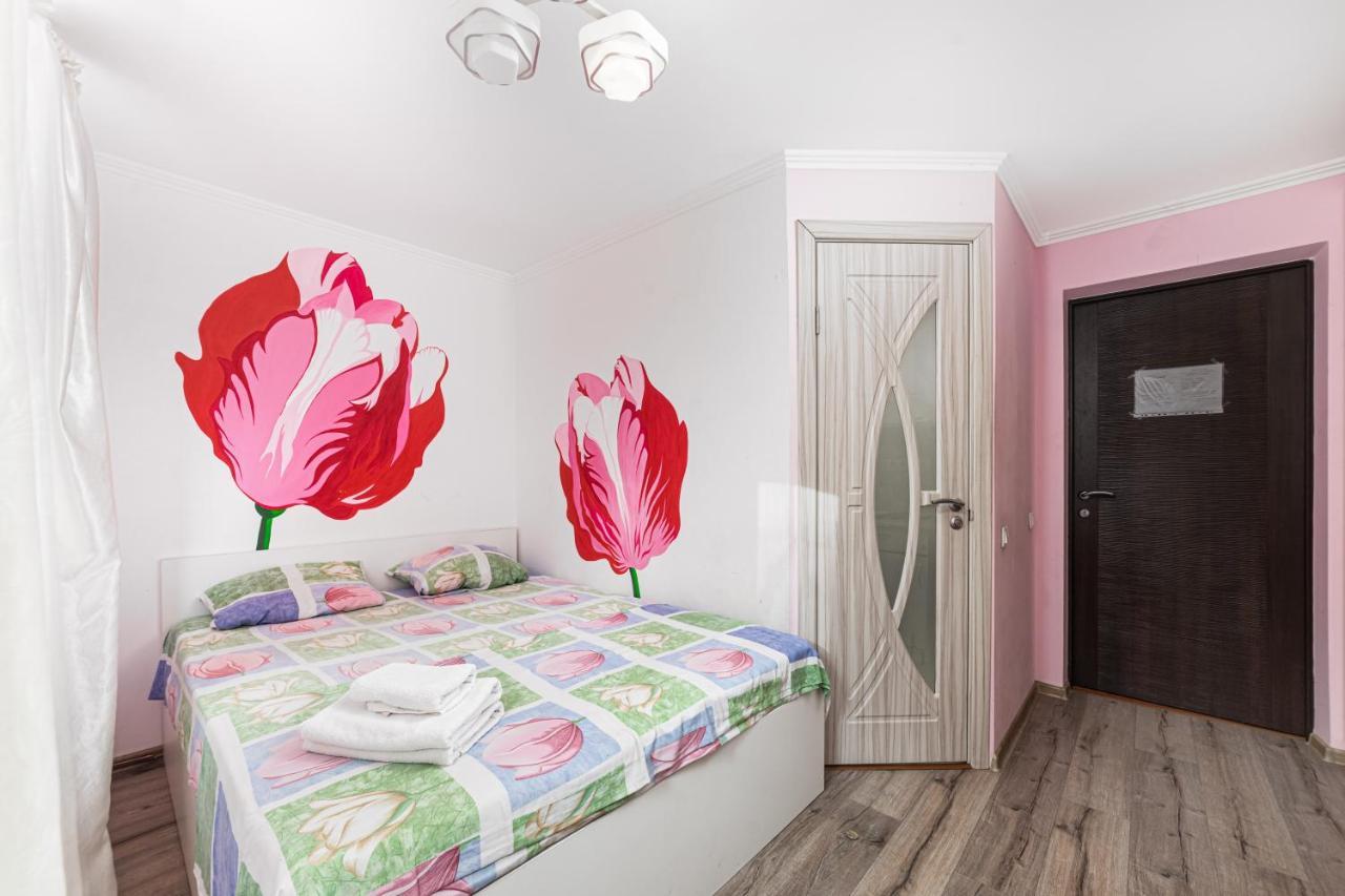 Rest Time Apartments Odessa Buitenkant foto